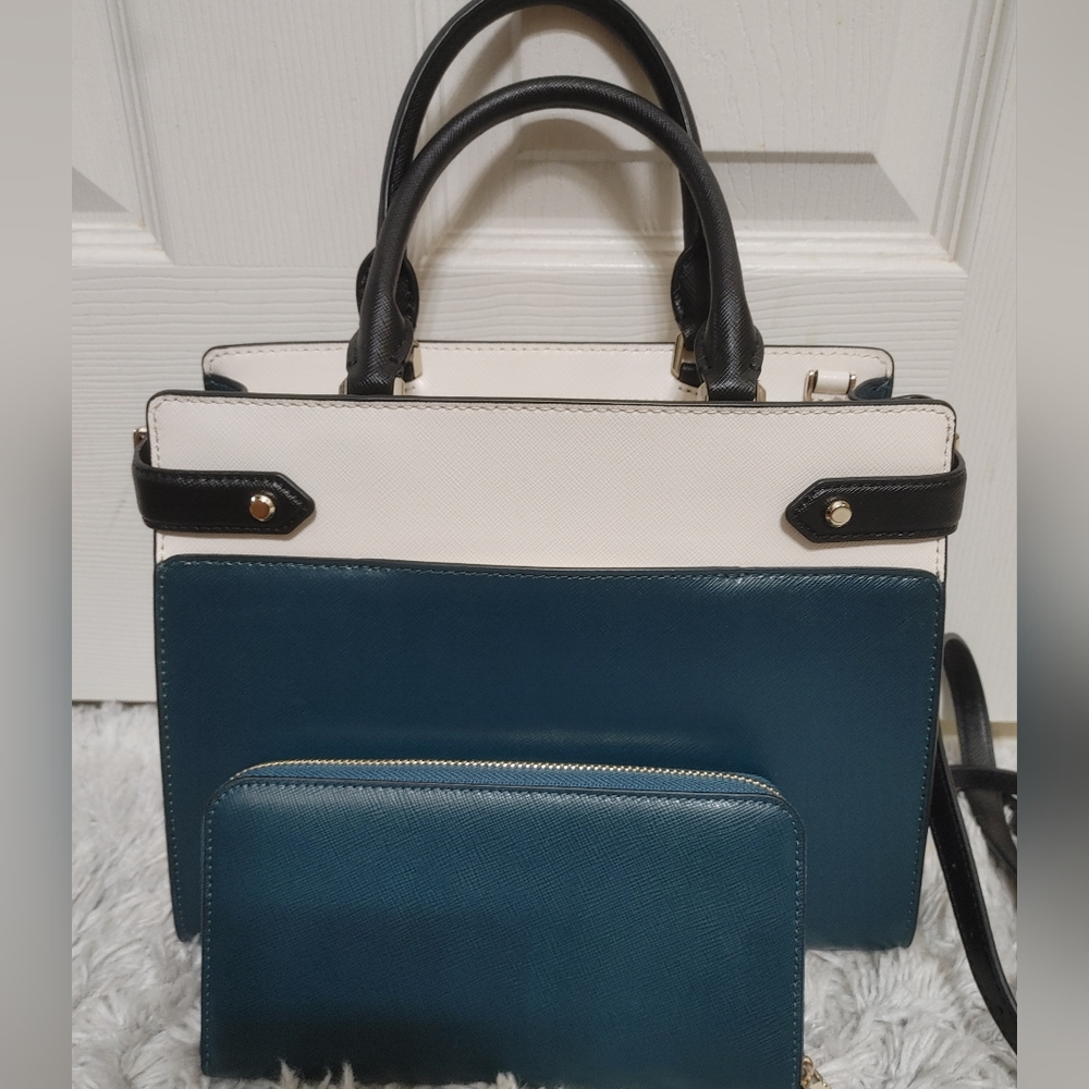 Kate Spade Staci Satchel with wallet - Picture 5 of 11